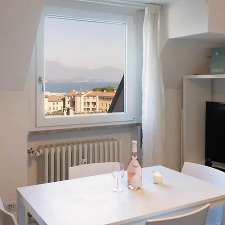 Loft In Romana Lägenhet Desenzano del Garda